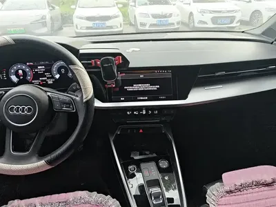 Audi A3 2022, 107600 км, за 78800 CNY - фото 13