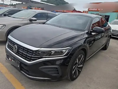 Volkswagen Passat · 2025 год