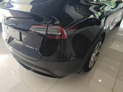 Tesla Model Y 2023, 34000 км, за 181200 CNY - фото 8