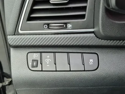 Hyundai Avante 2018, 109000 км, за 9500000 KRW - фото 16