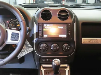 Jeep Compass 2016, 83932 км, за 7000000 KRW - фото 11