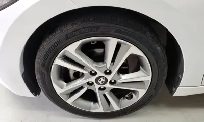 Hyundai Avante 2018, 165206 км, за 8500000 KRW - фото 5