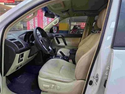 Toyota Prado 2017, 160000 км, за 188800 CNY