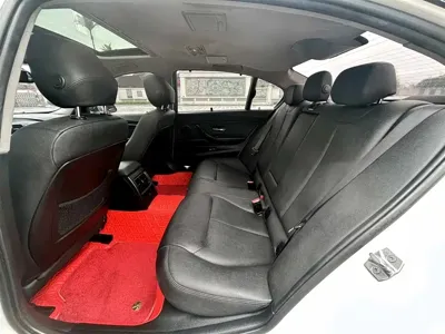 BMW 3 Series 2017, 140000 км, за 69800 CNY - фото 9