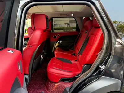 Land Rover Sport 2019, 90000 км, за 339799 CNY - фото 9