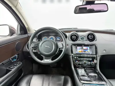 Jaguar XJ 2017, 79100 км, за 136300 CNY - фото 16