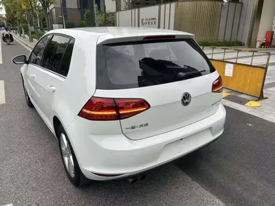 Volkswagen Golf 2015, 75000 км, за 32599 CNY - фото 5