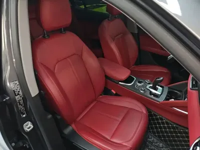 Alfa Romeo Stelvio 2022, 30400 км, за 156200 CNY - фото 25