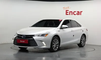 Toyota Camry · 2017 год
