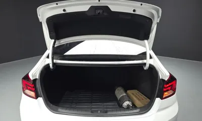 Hyundai Avante 2019, 37873 км, за 12700000 KRW - фото 20