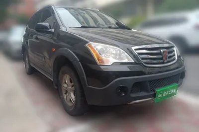 Roewe W5 2014, 97500 км, за 19074.89 CNY