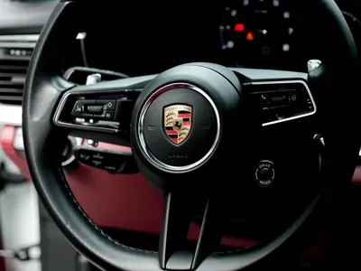 Porsche Panamera 2023, 30000 км, за 624300 CNY - фото 10