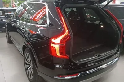Volvo XC90 New Energy 2022, 42100 км, за 333864.76 CNY