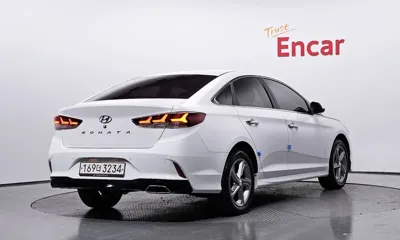 Hyundai Sonata 2018, 242899 км, за 7690000 KRW