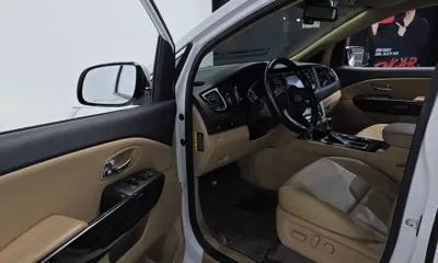 Kia Canival 2019, 147108 км, за 11700000 KRW - фото 10