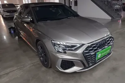 Audi A3 2021, 43200 км, за 104532.37 CNY