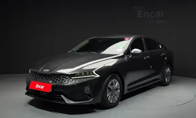 Kia K5 · 2021 год