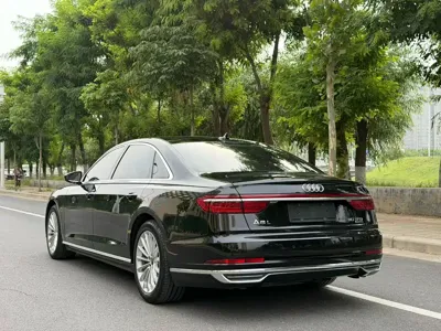 Audi A8 2021, 50000 км, за 296000 CNY - фото 7