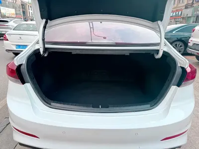 Hyundai Elantra 2019, 98000 км, за 43800 CNY - фото 16