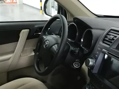 Toyota Highlander 2013, 138900 км, за 37900 CNY - фото 22