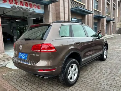 Volkswagen Touareg 2012, 160000 км, за 69800 CNY