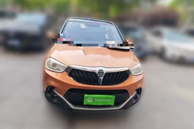 Brilliance V3 2015, 101000 км, за 17992.23 CNY
