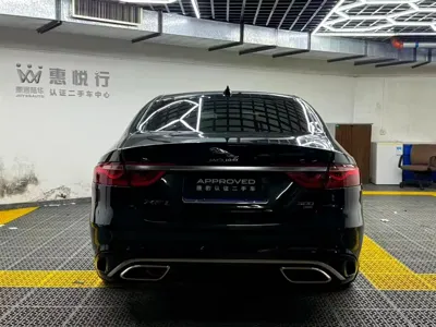 Jaguar XFL 2023, 25000 км, за 219800 CNY