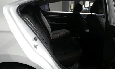 Hyundai Avante 2019, 33850 км, за 10900000 KRW - фото 12