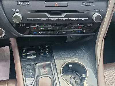Lexus RX 2018, 50000 км, за 188800 CNY - фото 14