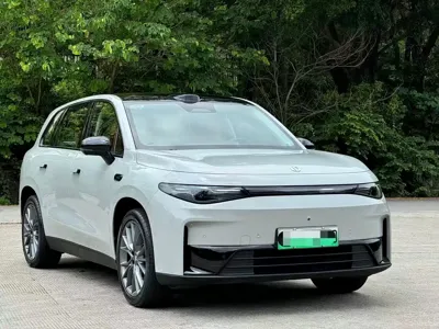 Leapmotor Leapmotor C10 2025, 9000 км, за 119800 CNY