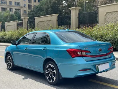 BYD Qin NEV 2016, 88000 км, за 32800 CNY - фото 5