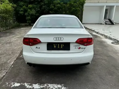 Audi A4L 2011, 129000 км, за 25800 CNY - фото 8