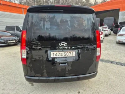 Hyundai Staria 2025, 8400 км, за 99990000 KRW
