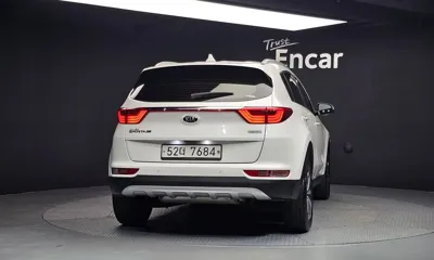 Kia Sportage 2017, 174376 км, за 7200000 KRW