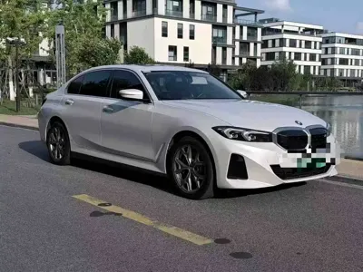 BMW i3 2022, 80000 км, за 116800 CNY