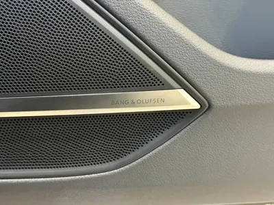 Audi A8 2018, 100000 км, за 298800 CNY - фото 13