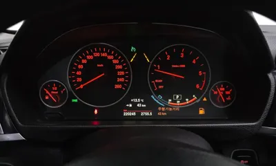 BMW 3-Series 2018, 220245 км, за 11300000 KRW - фото 8