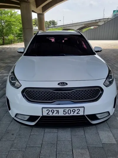 Kia Niro 2017, 115464 км, за 12900000 KRW