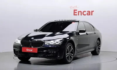 BMW 7-Series · 2016 год