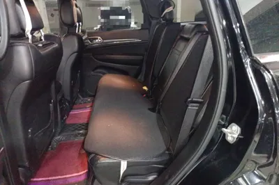 Jeep Grand Cherokee 2017, 103700 км, за 102931.12 CNY - фото 14