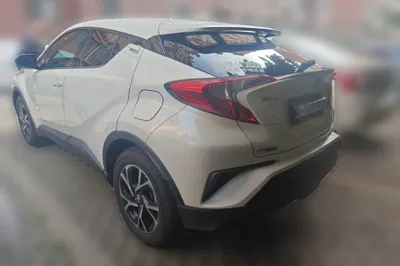 Toyota C-HR 2018, 36000 км, за 60405.4 CNY - фото 4
