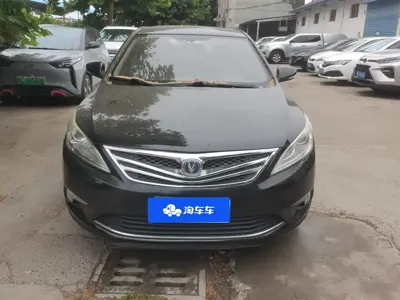 Changan Eado 2014, 80800 км, за 8300 CNY