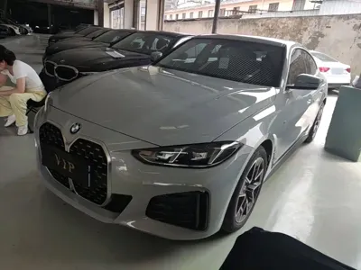 BMW 4 Series 2025, 2100 км, за 275400 CNY