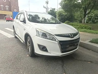 Luxgen U6 2015, 114300 км, за 12600 CNY