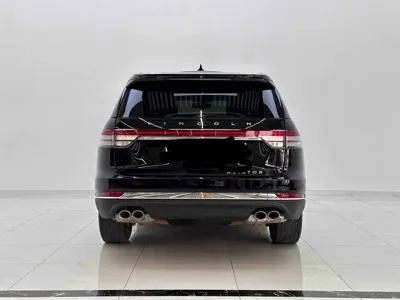 Lincoln Aviator 2021, 59800 км, за 209899 CNY