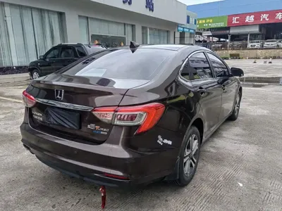 Luxgen Luxgen 5 2016, 132000 км, за 9800 CNY