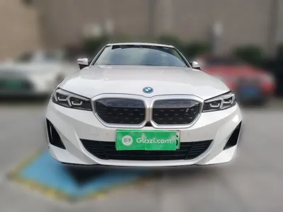 BMW i3 2024, 30200 км, за 170193.96 CNY