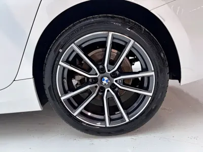 BMW 3 Series 2023, 7500 км, за 241000 CNY - фото 30