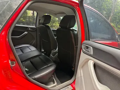 Ford Focus 2014, 100000 км, за 9900 CNY - фото 9