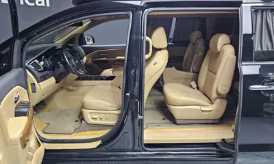 Kia Canival 2016, 146974 км, за 15200000 KRW - фото 10